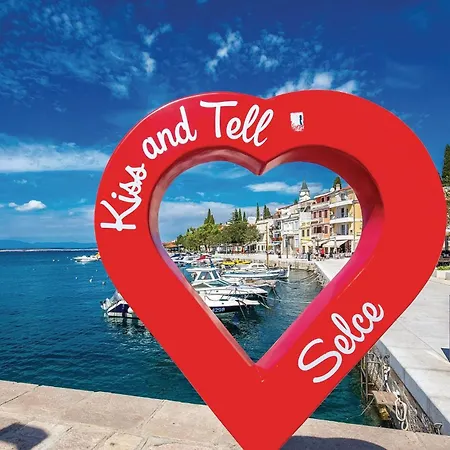 Feriehus Pet Friendly In Krizisce Mali Dol