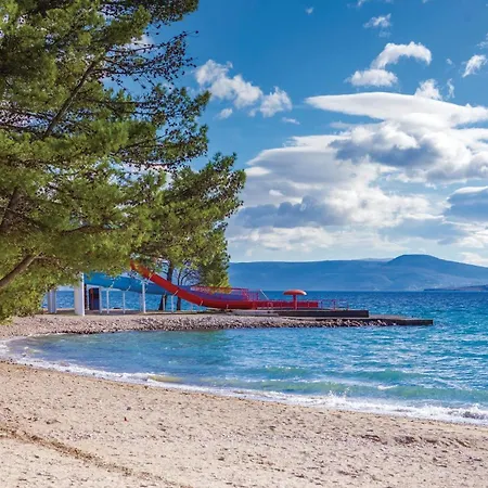 Pet Friendly In Krizisce Holiday home